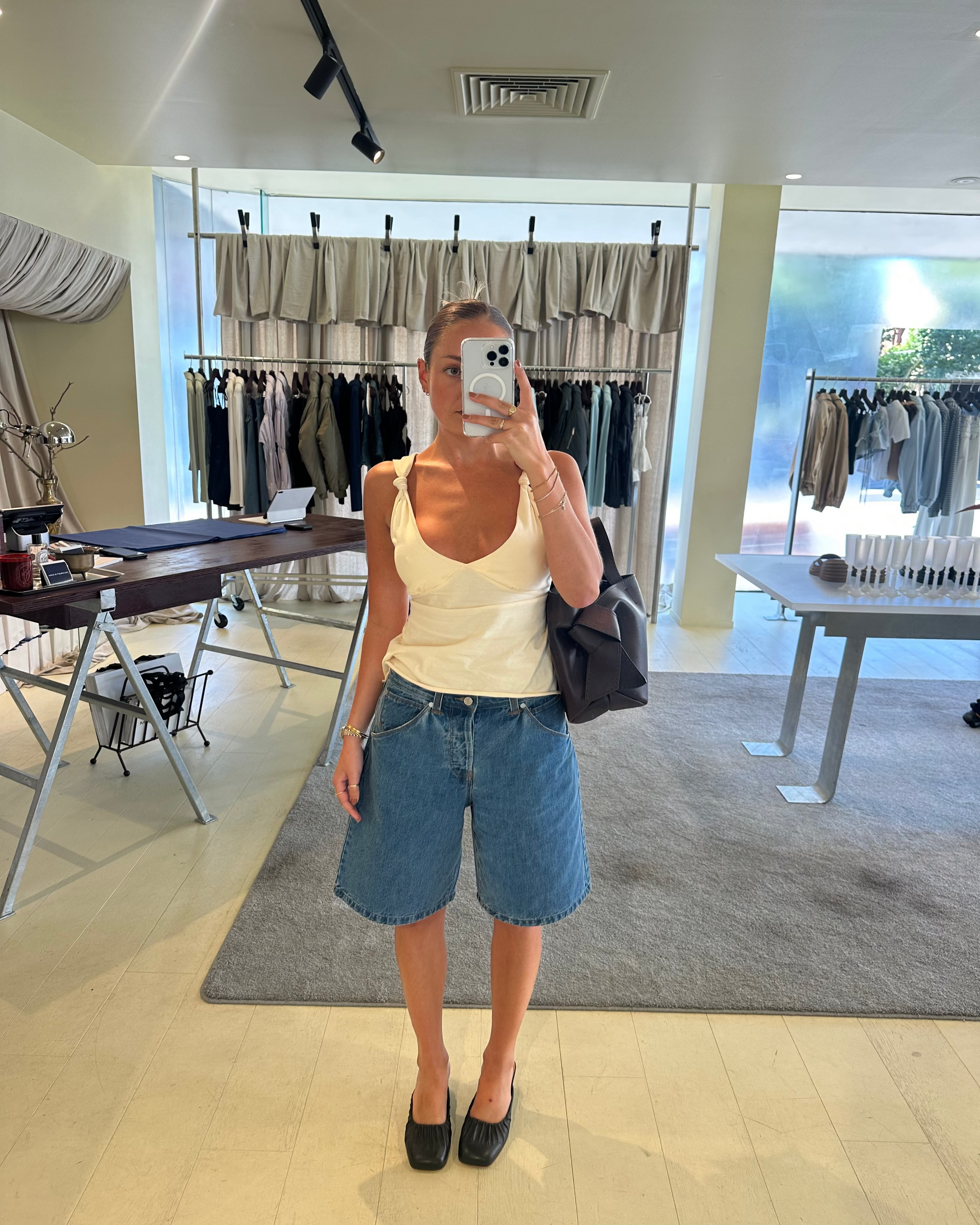 Signature Belted Bermuda Short