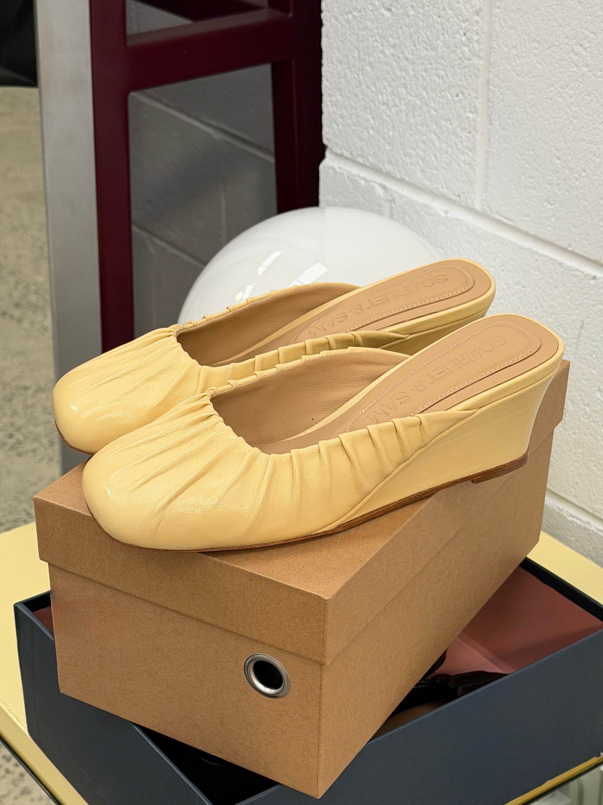 Noa Ballet Wedge