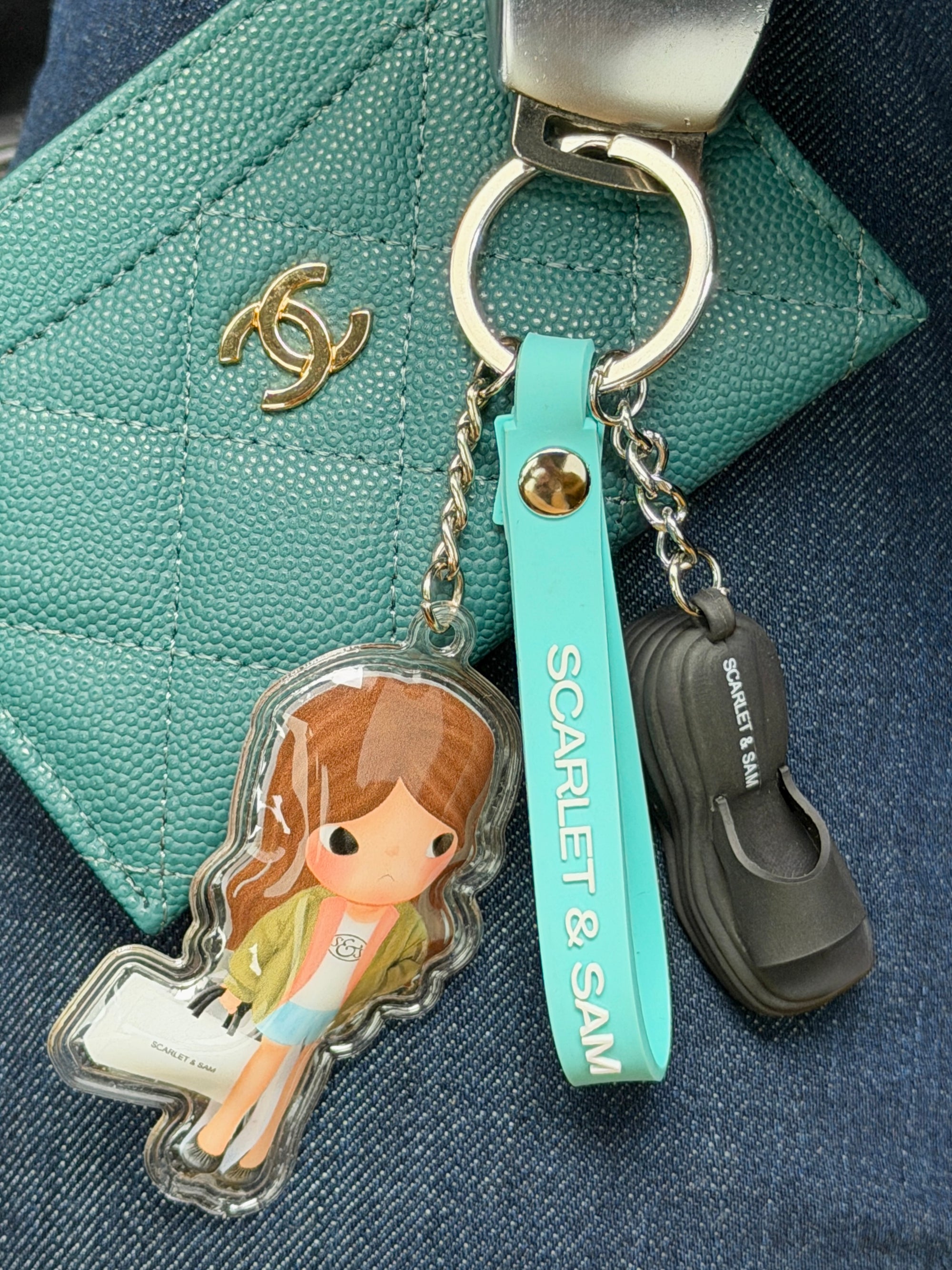 Hirono Pillow Key Ring