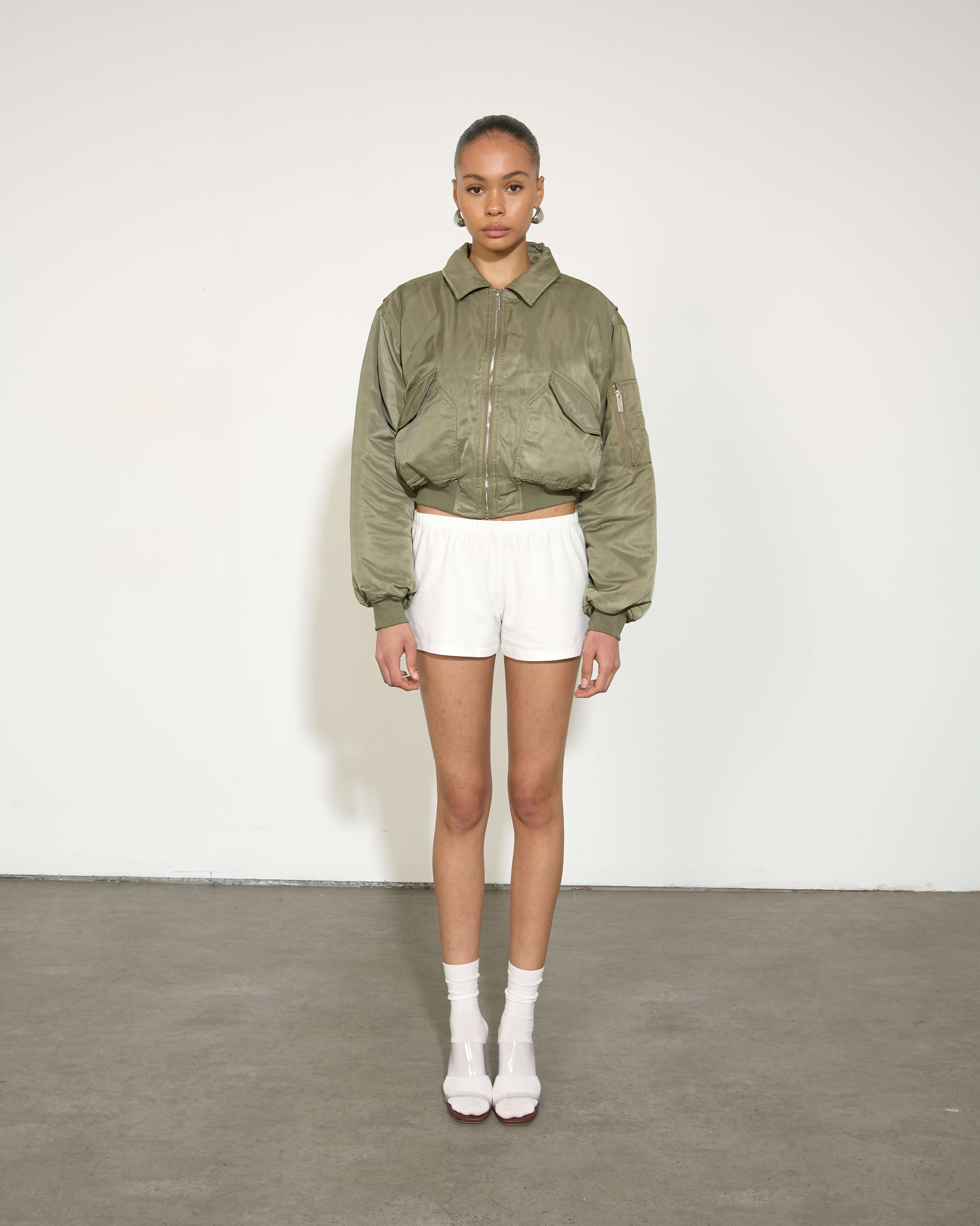 セシリーバンセン SHORT BOMBER JACKET カーキ 6 S M セシリーバンセン SHORT BOMBER JACKET カーキ 6 S M