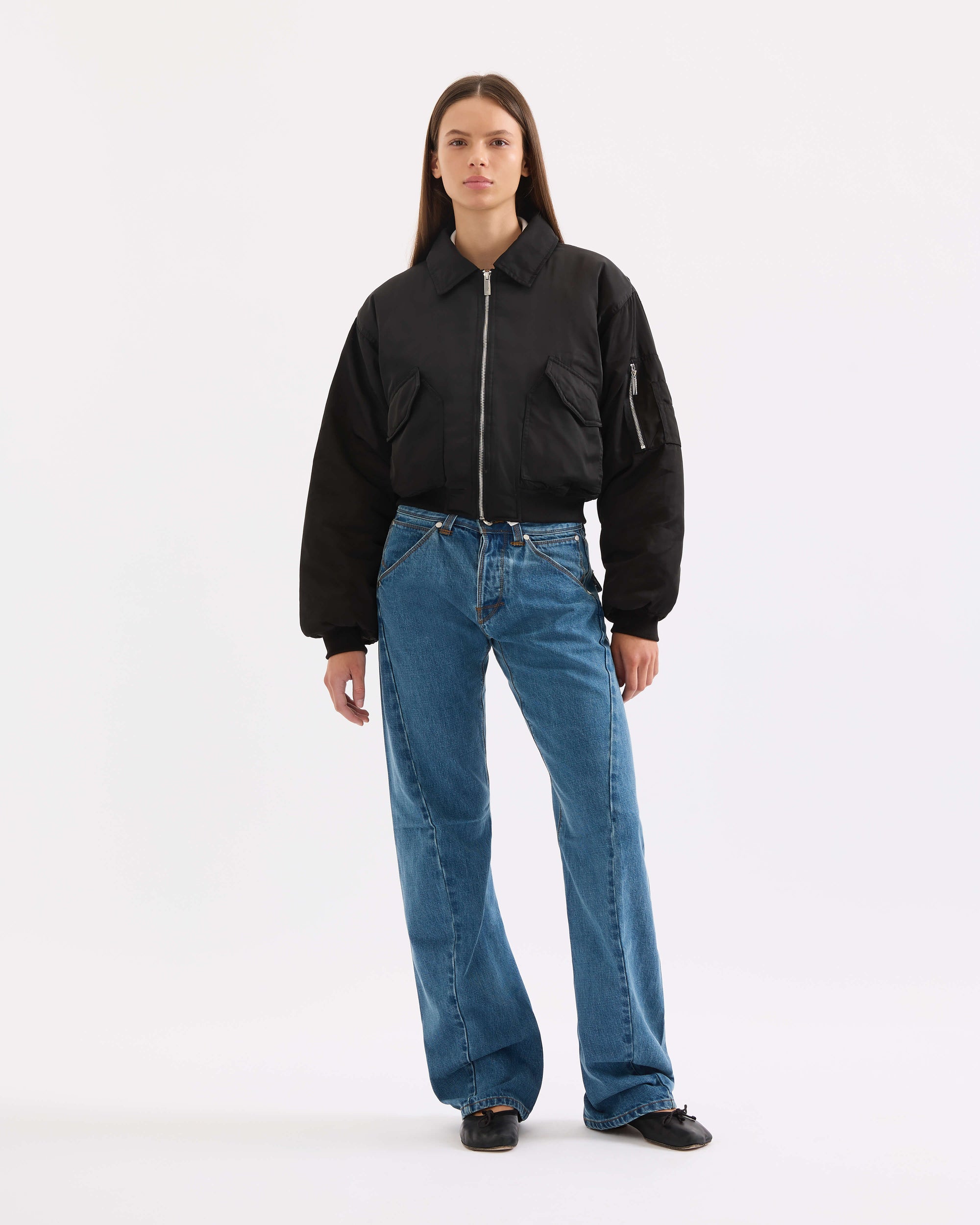 Capsule Bomber - Black